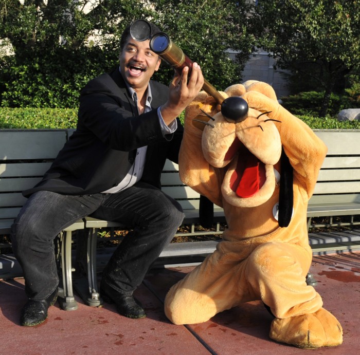 Neil deGrasse Tyson has a look at Pluto with Pluto